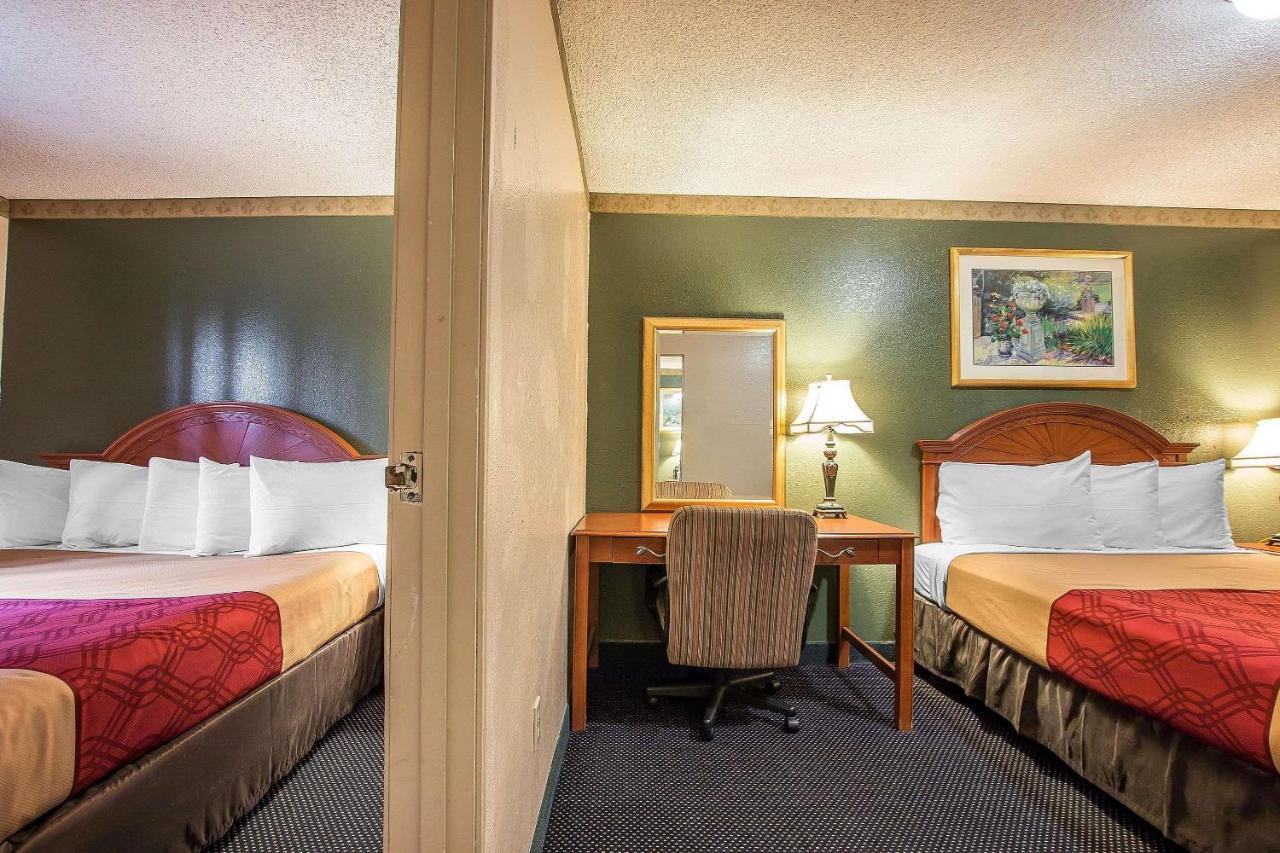 Econo Lodge Anaheim North Екстериор снимка