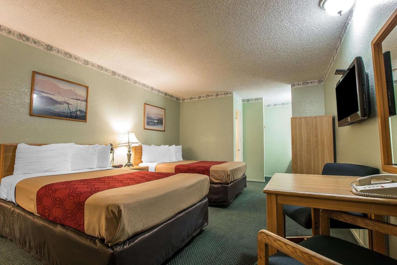 Econo Lodge Anaheim North Екстериор снимка