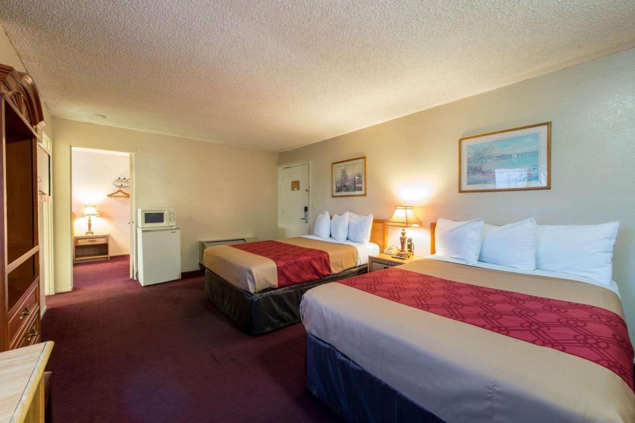 Econo Lodge Anaheim North Екстериор снимка